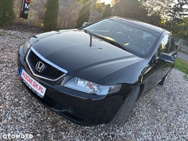 Honda Accord 2.0 Executive - 1