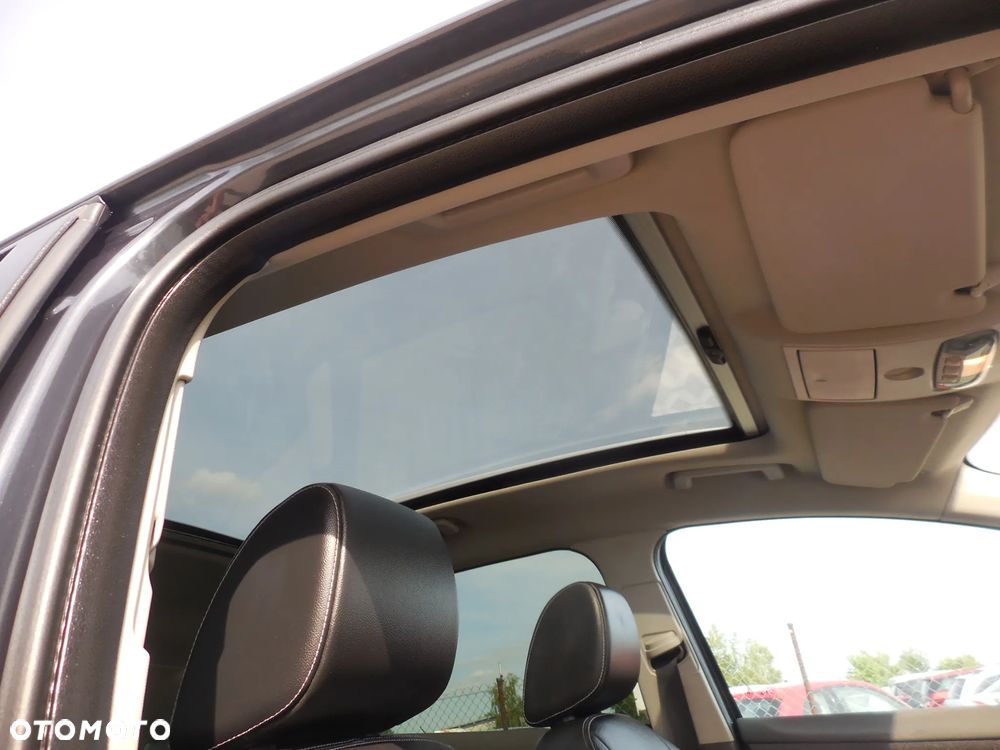 Ford Kuga - 11