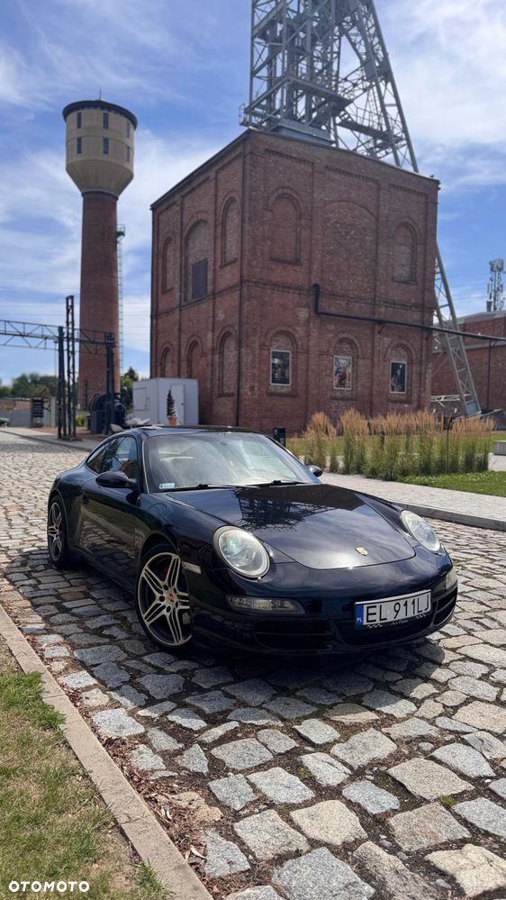 Porsche 911 Carrera S - 1
