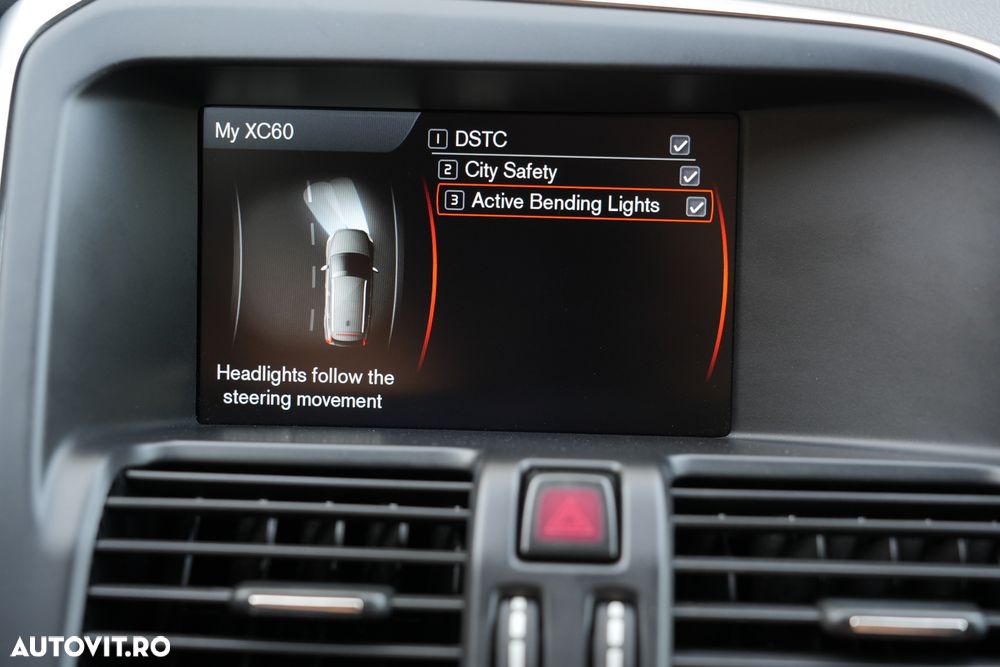 Volvo XC 60 - 22