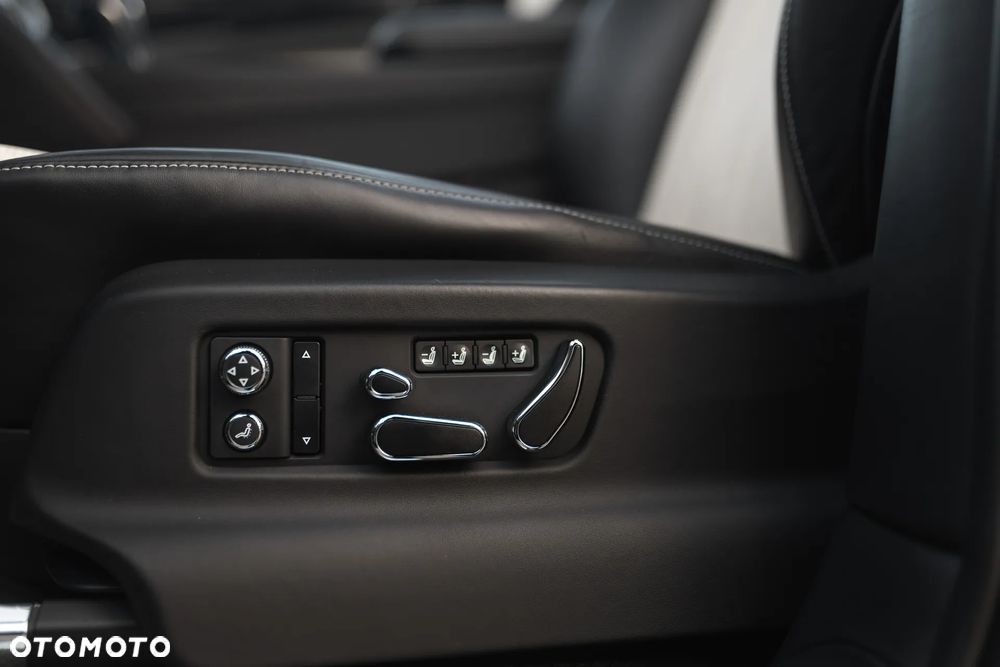 Bentley Bentayga - 31