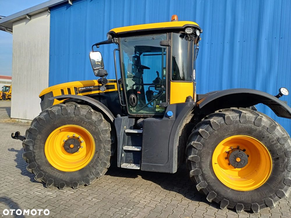 JCB Fastrac 4220 - 3