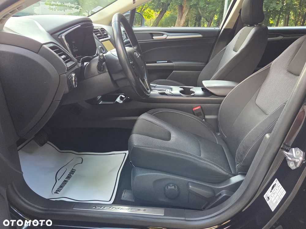 Ford Mondeo 2.0 Hybrid Titanium - 14