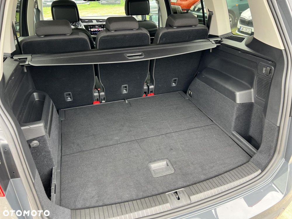 Volkswagen Touran 2.0 TDI BMT Comfortline DSG - 9