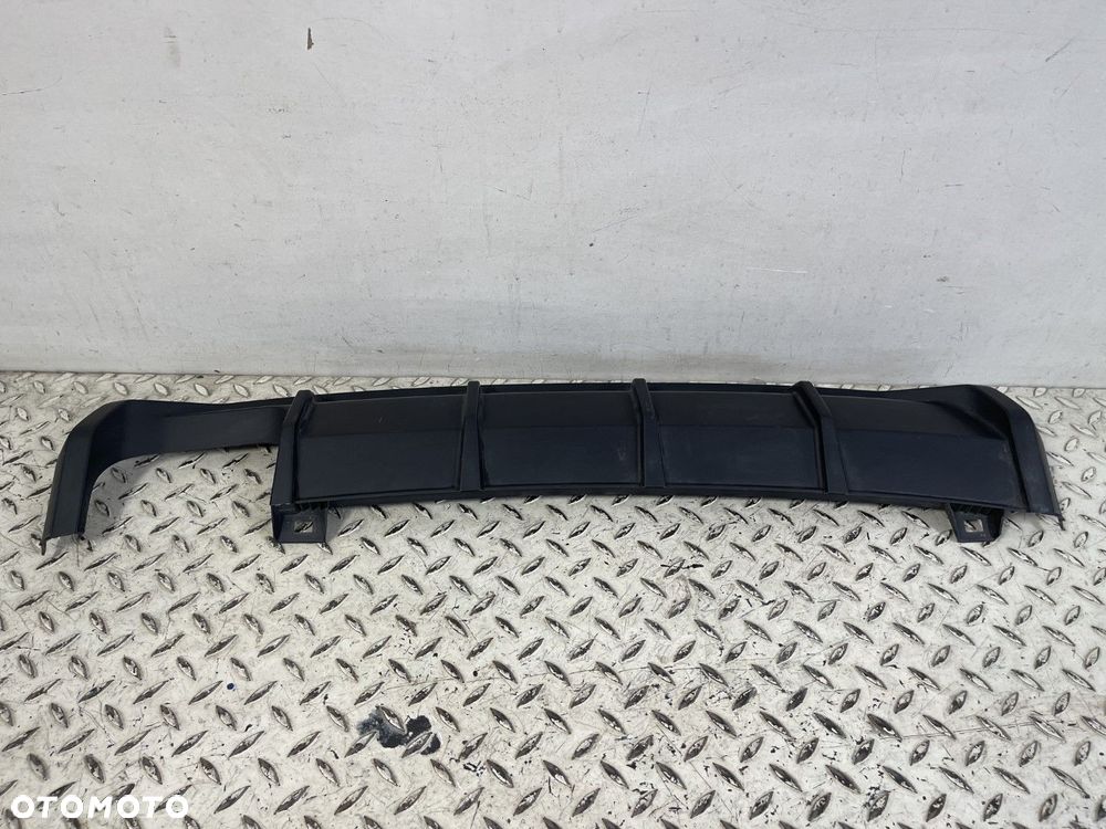 ŁADNY NIEUSZKODZONY SPOILER ZDERZAKA TYLNEGO AUDI A1 II 82A S-LINE 19-24 TYŁ 82A807421D - 3