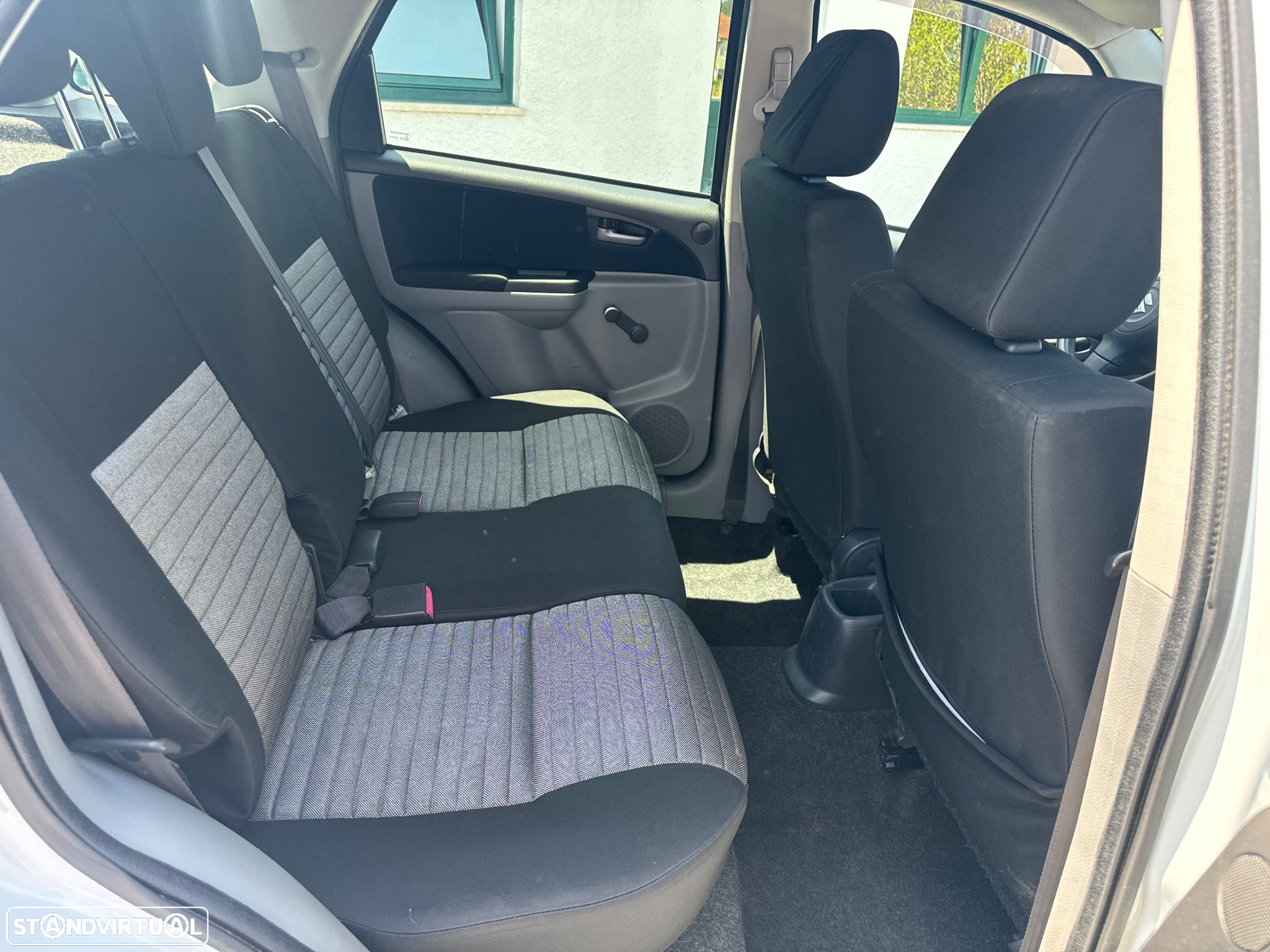 Suzuki SX4 1.6 DDiS GLA Outdoor Line - 26