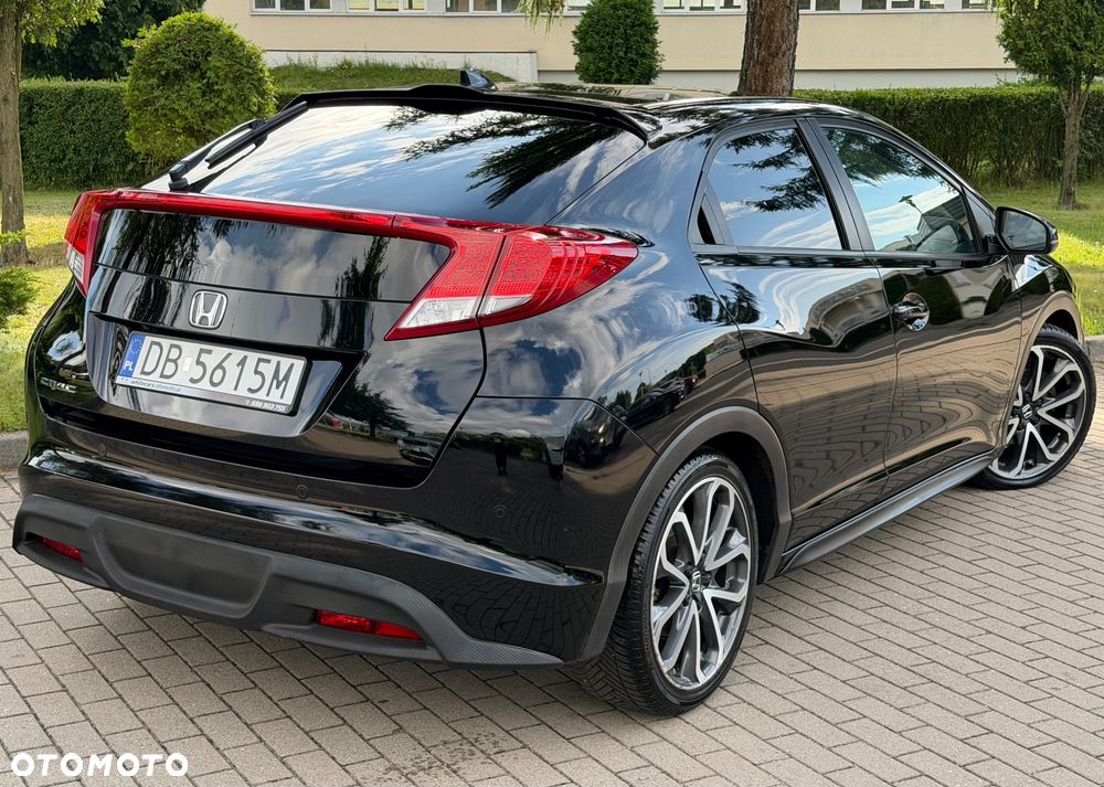 Honda Civic 1.8 Executive NAVI - 23