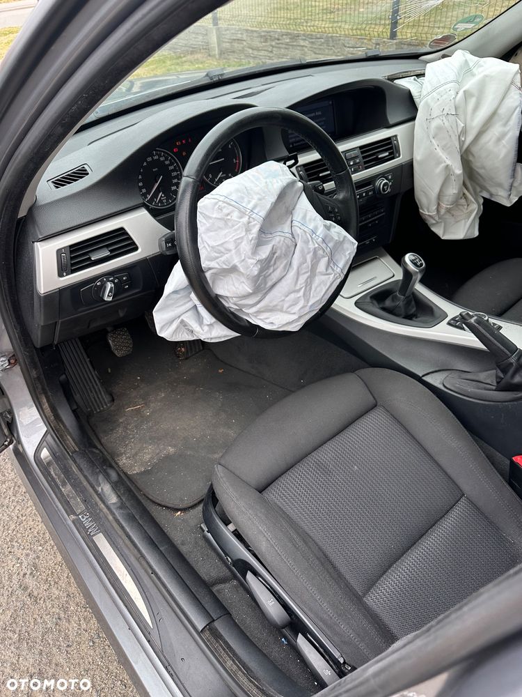 BMW Seria 3 320d DPF - 15