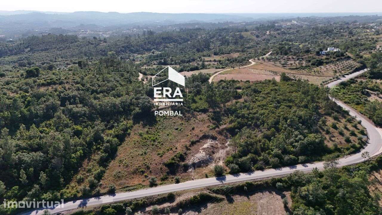 Terreno com 10740 m2 de área em Abiúl - Grande imagem: 2/9
