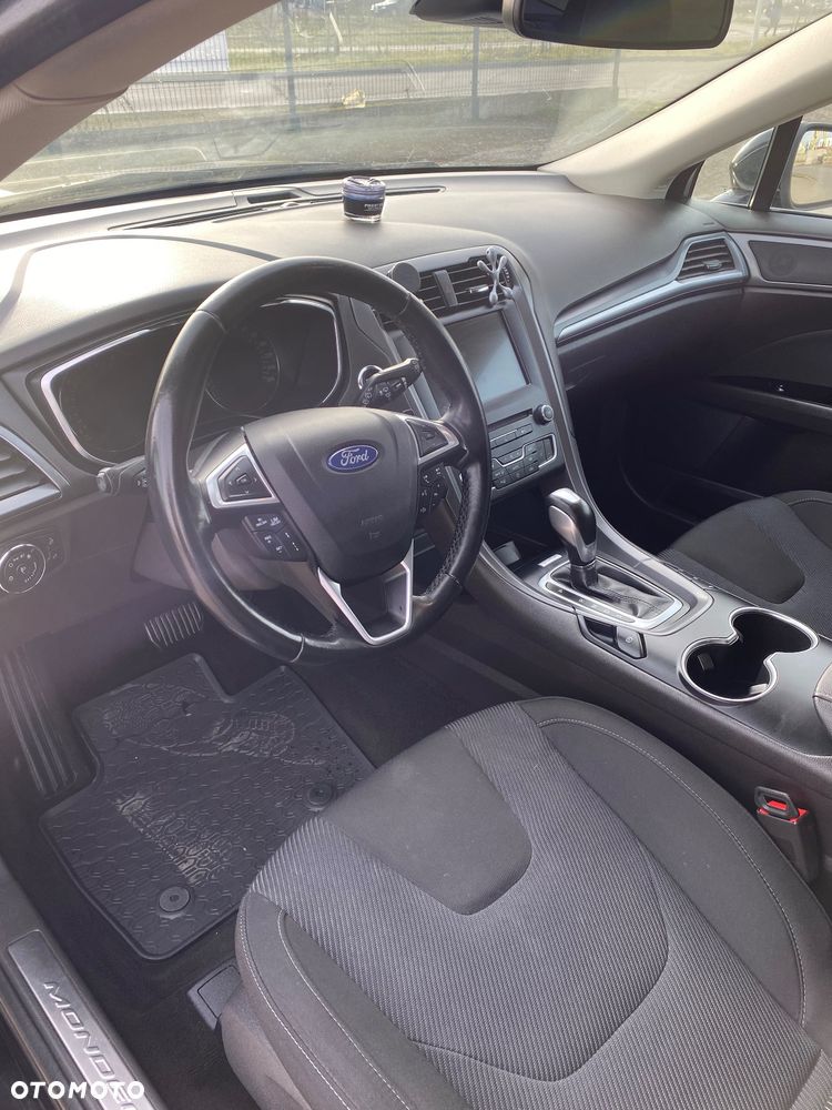Ford Mondeo 2.0 TDCi Titanium PowerShift - 19