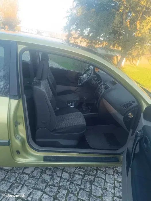 Renault Mégane 1.5 dCi Dynamique - 7