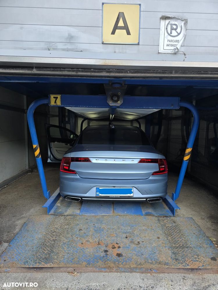 Volvo S90 - 17