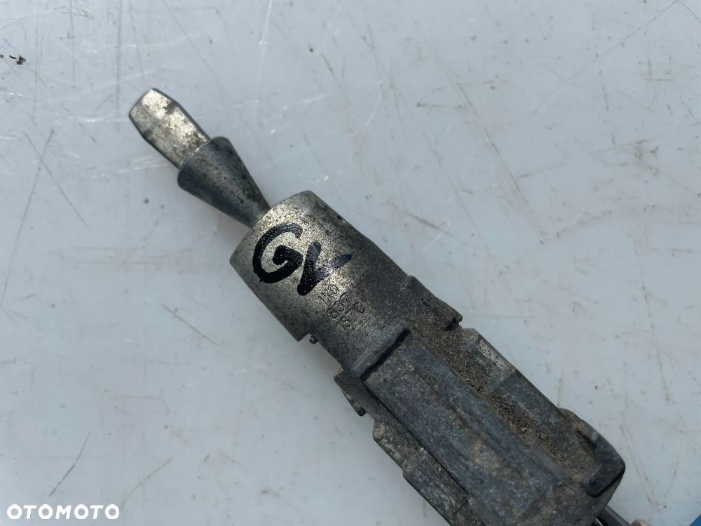 Wkładka drzwi lewa vw Golf V 1K0837167C - 2
