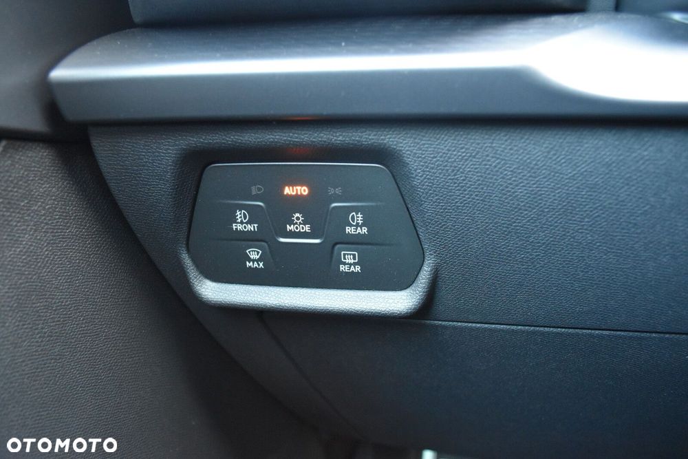 Cupra Leon 1.5 eTSI DSG - 24