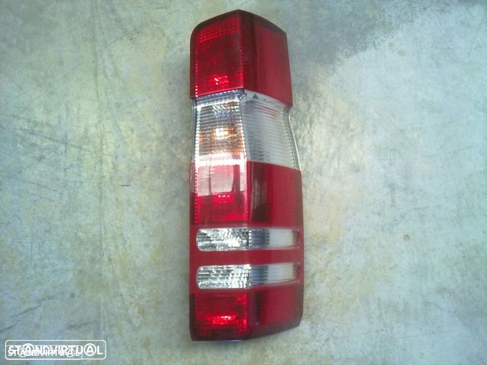 Farolim Mercedes Sprinter 2011 - 1