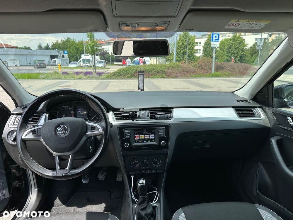 Skoda RAPID 1.2 TSI Ambition - 9