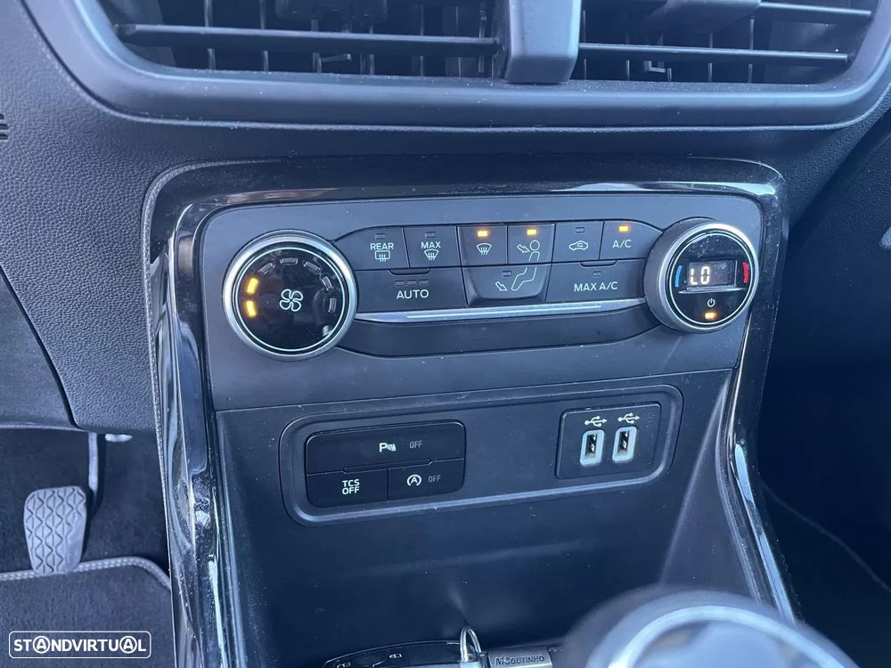 Ford EcoSport 1.5 TDCi Titanium Plus - 24