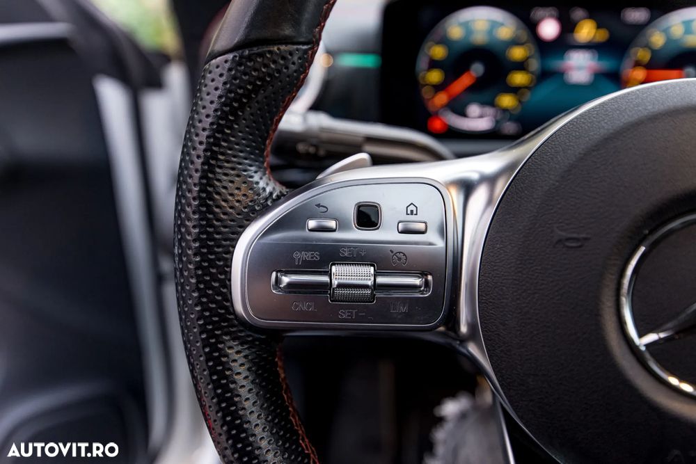 Mercedes-Benz CLA - 25