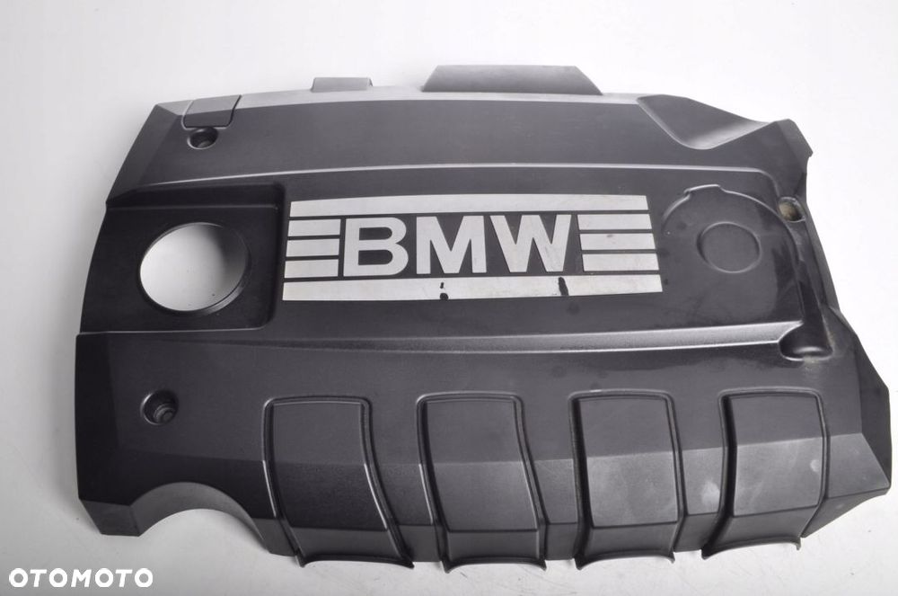 BMW 1 E88 2.0 OSŁONA SILNIKA