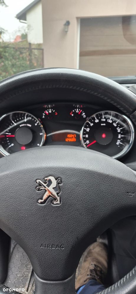 Peugeot 3008 1.6 BlueHDi Style S&S - 6