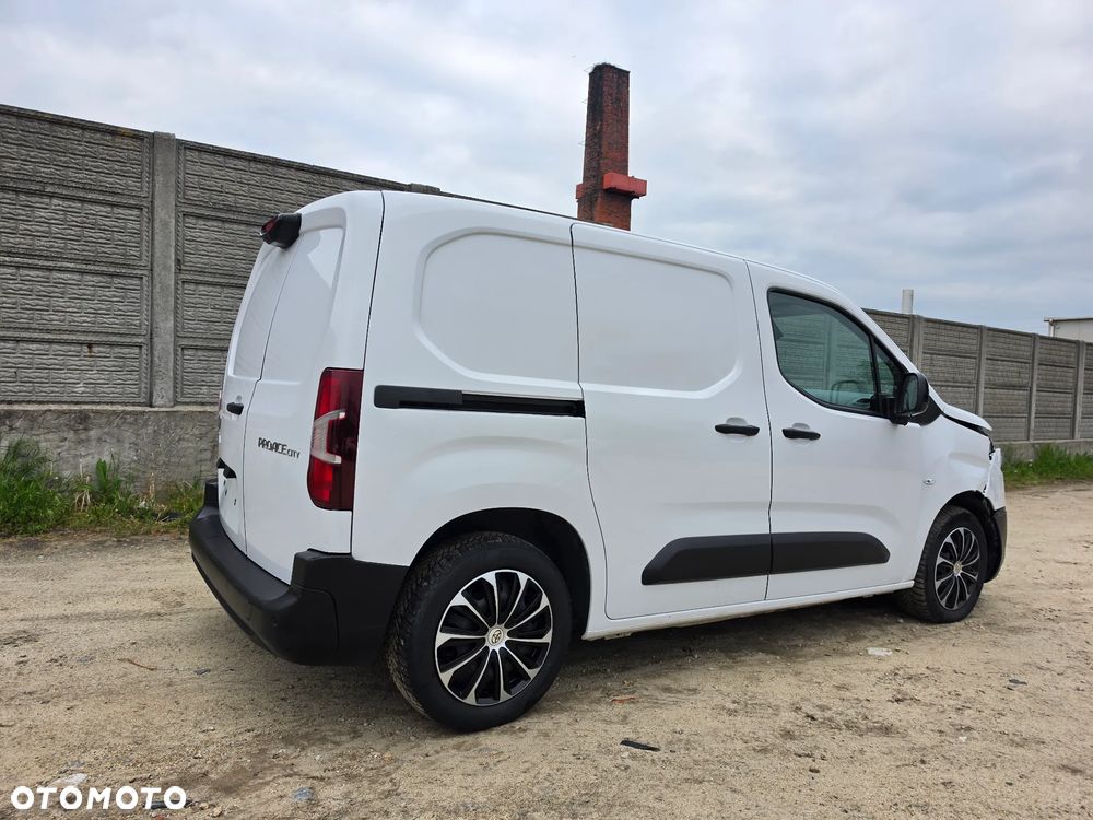 Toyota Proace City - 31