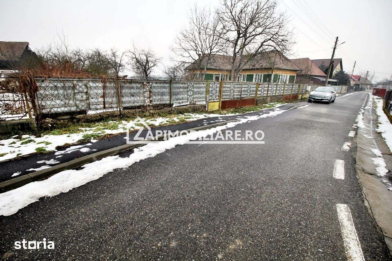 Casa 3 camere,1 baie,100 mp, 2.700 mp teren,0% comision - Imagine principală: 3/5