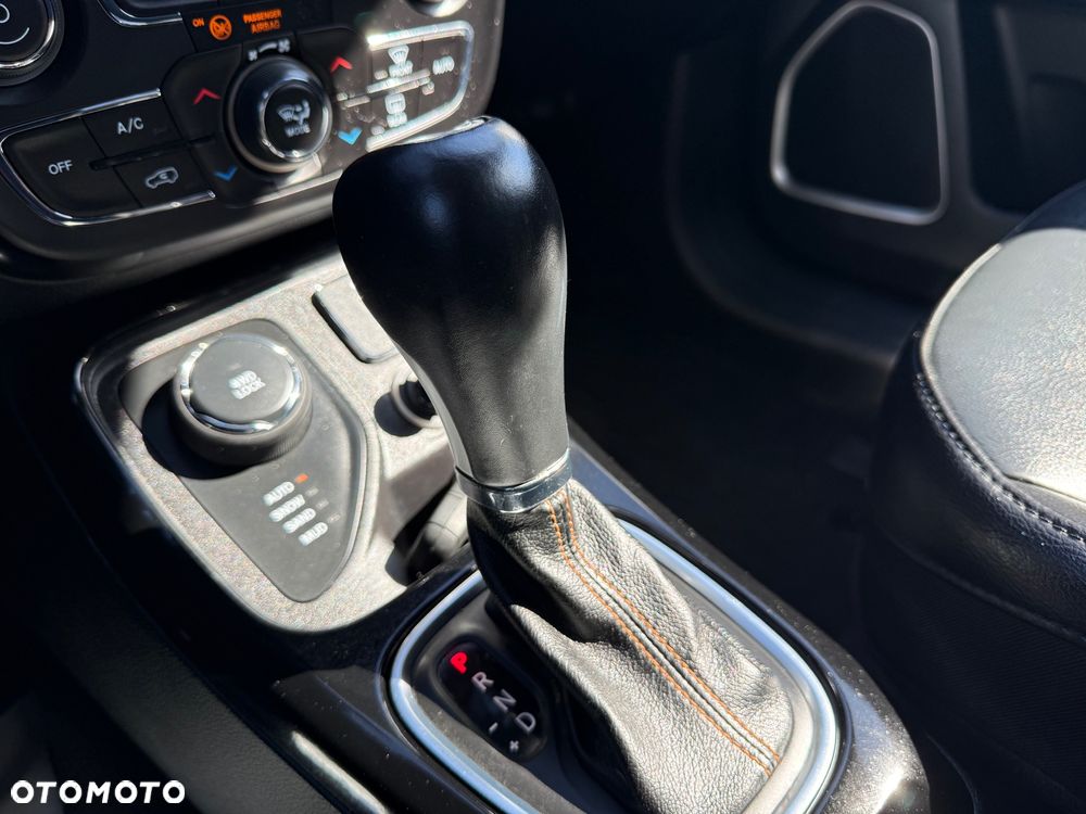 Jeep Compass 1.4 MultiAir Active Drive Automatik Limited - 25