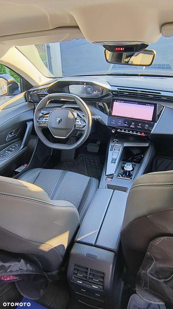 Peugeot 308 1.2 PureTech Allure S&S EAT8 - 26