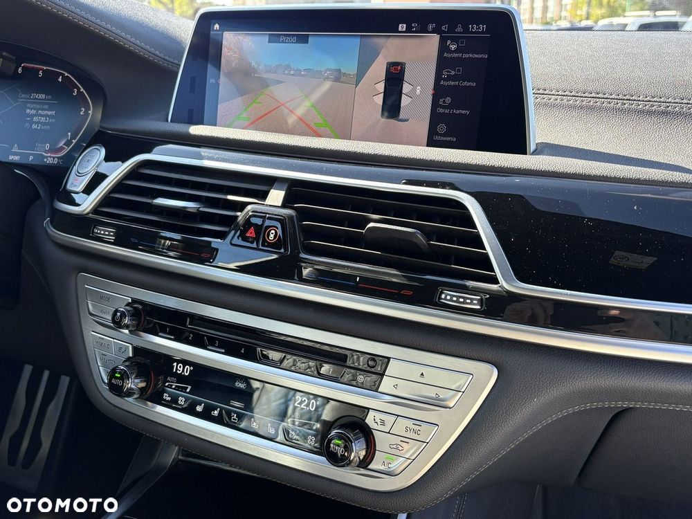 BMW Seria 7 - 16