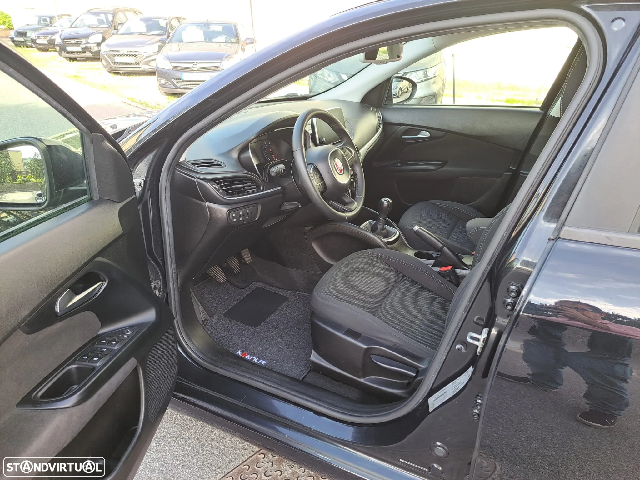 Fiat Tipo Station Wagon 1.3 M-Jet Lounge Tech - 28