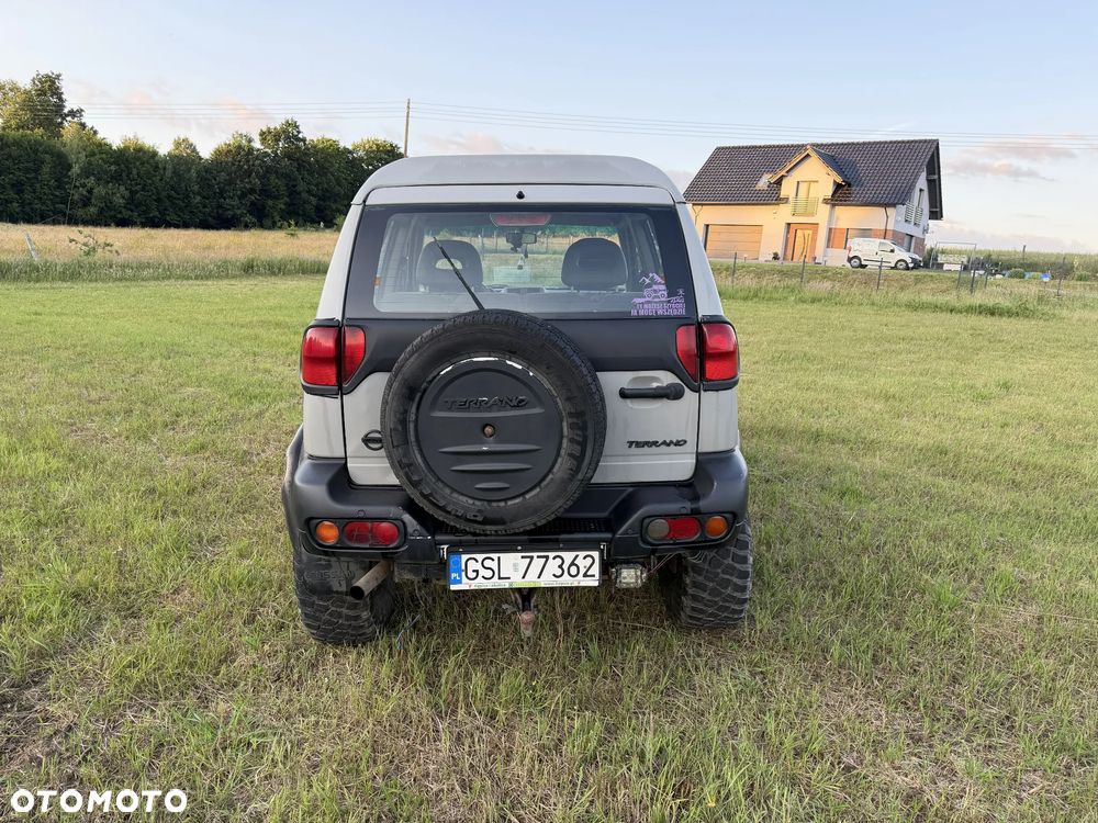 Nissan Terrano - 7