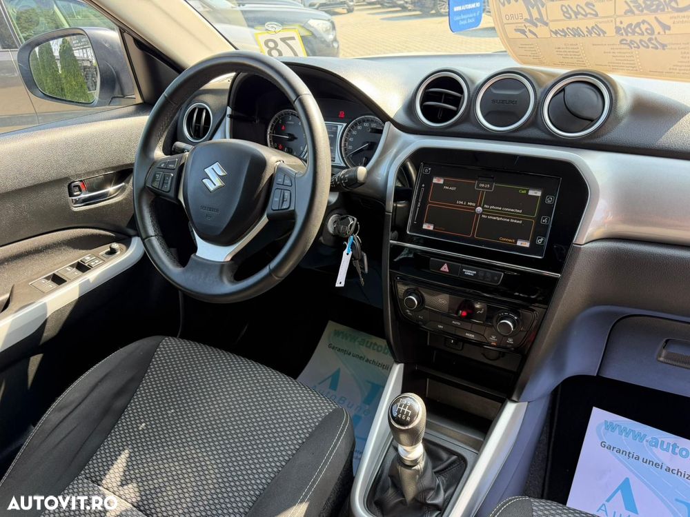 Suzuki Vitara 1.6 DDIS 4X4 Luxus - 11