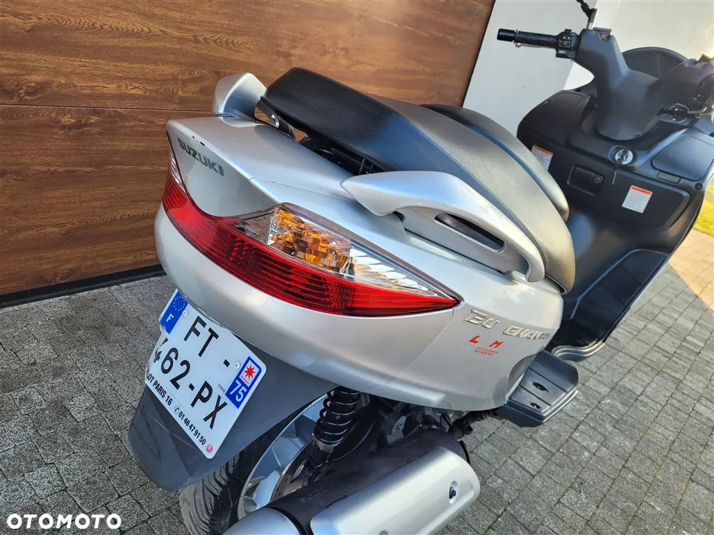 Suzuki Burgman - 29