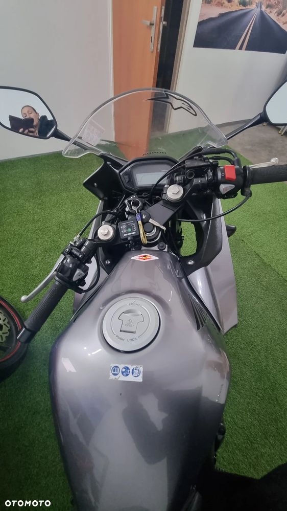 Honda CBR - 3