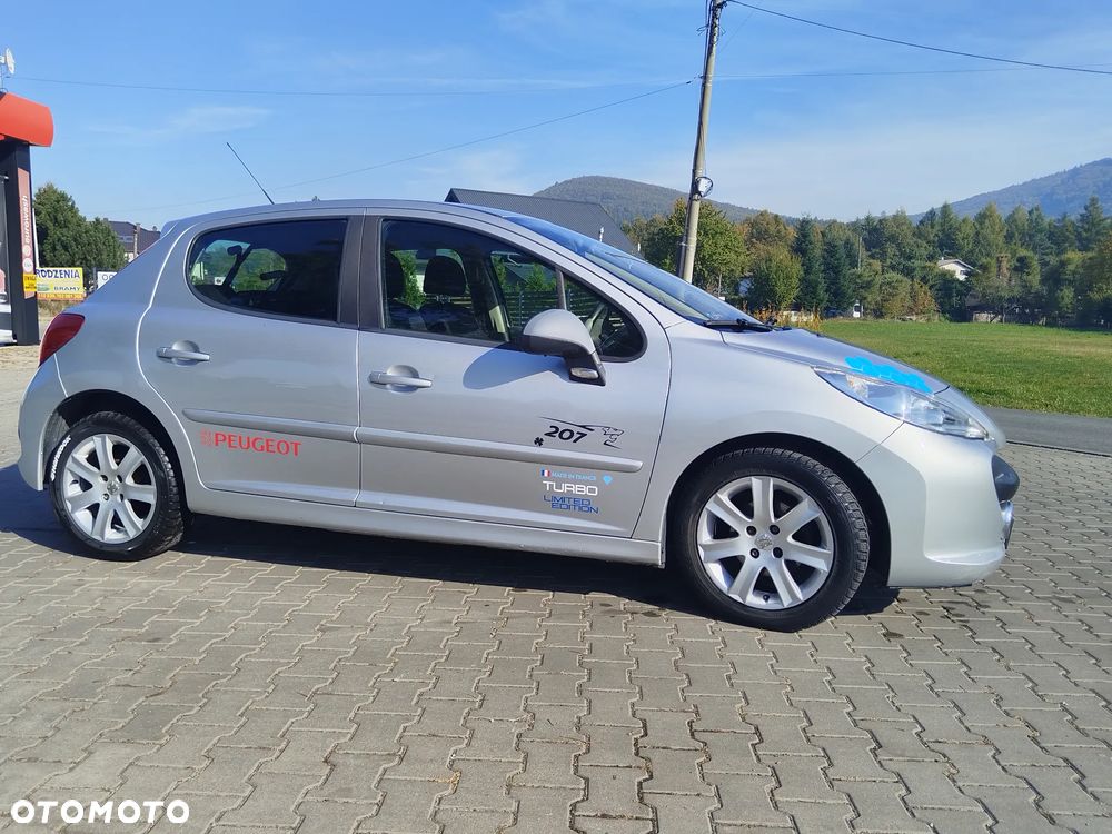 Peugeot 207 - 19