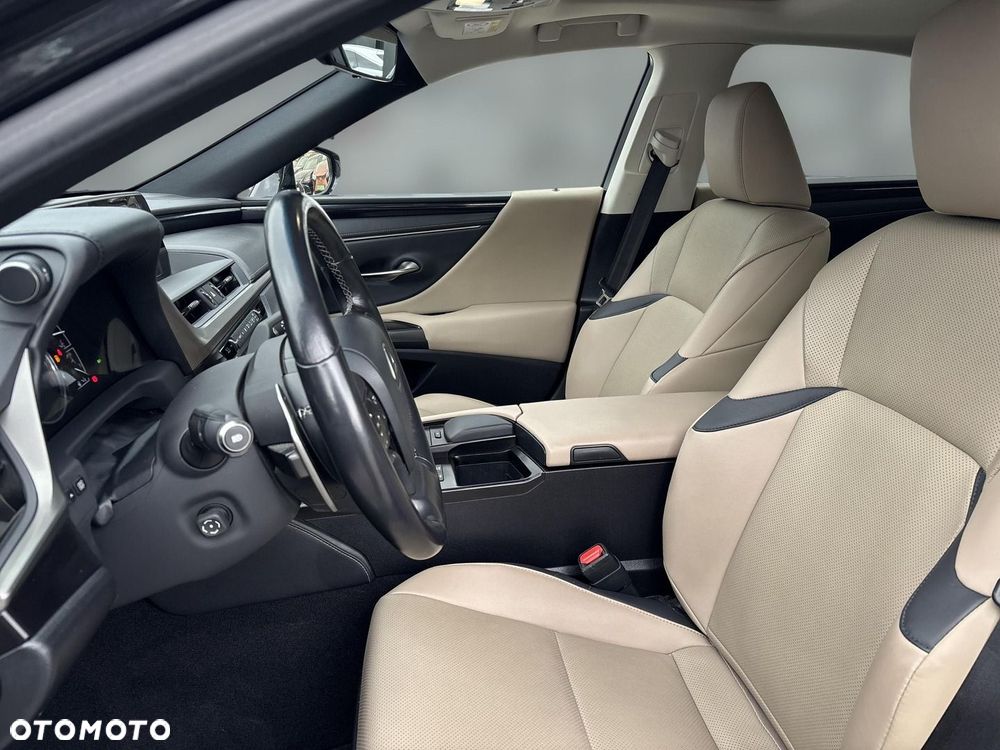 Lexus ES - 19