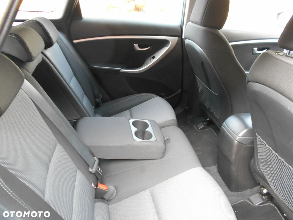 Hyundai i30 1.4 CRDi Comfort - 10