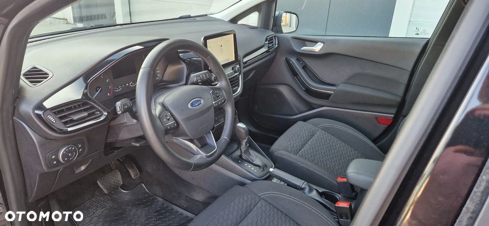 Ford Fiesta 1.0 EcoBoost Hybrid S&S TITANIUM - 6