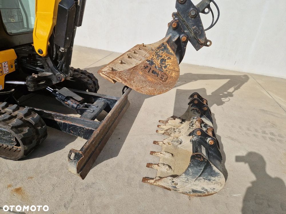JCB 25 Z-1 jak WACKER CAT KUBOTA RZ148 - 15