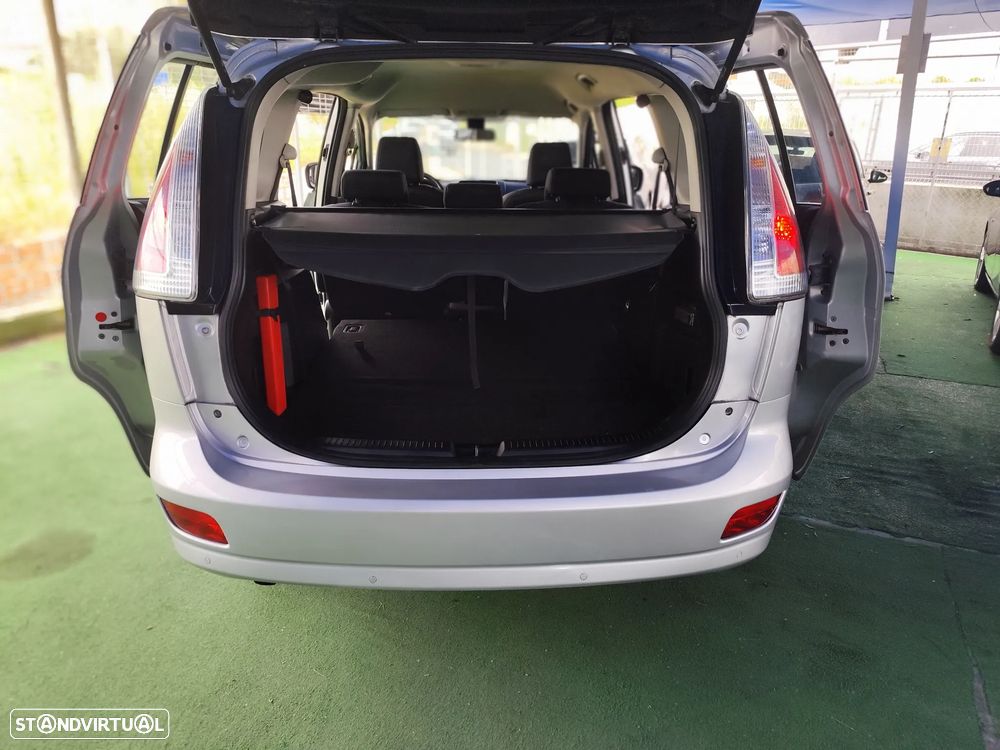 Mazda 5 MZR-CD 2.0 Dynamic Play - 35