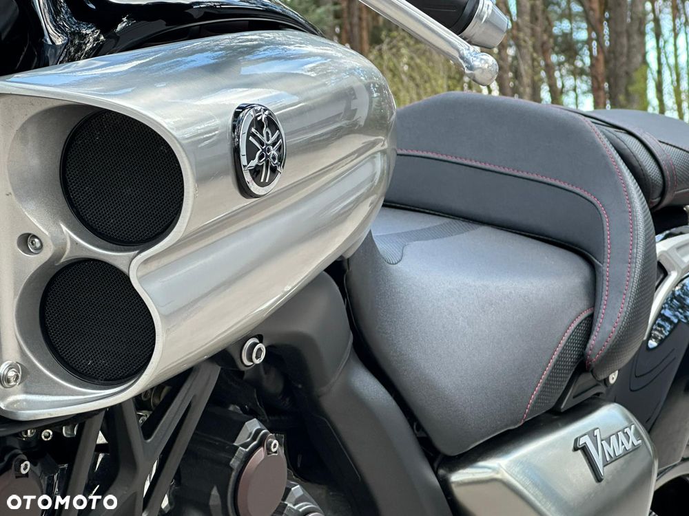 Yamaha V-MAX - 23