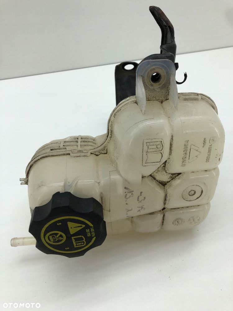 OPEL CORSA E ZBIORNIK WYRÓWNAWCZY 13367950 - 1