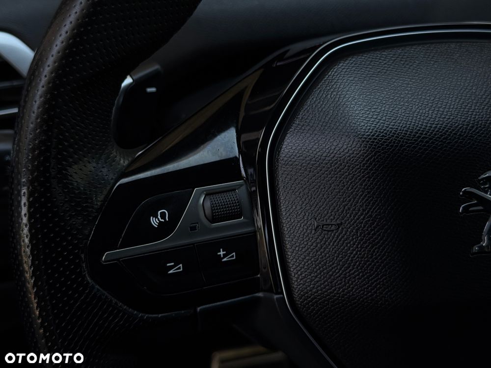Peugeot 5008 2.0 BlueHDI GT S&S EAT8 - 17