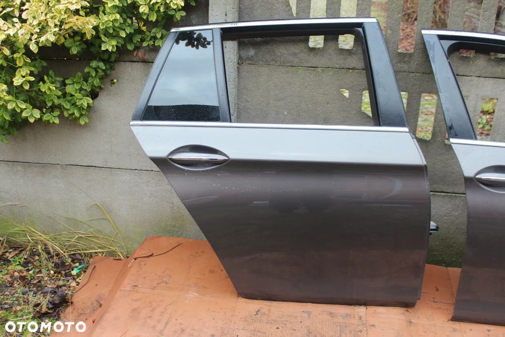 DRZWI PRAWE PRZEDNIE TYLNE BMW F11 A17 2012 - 16