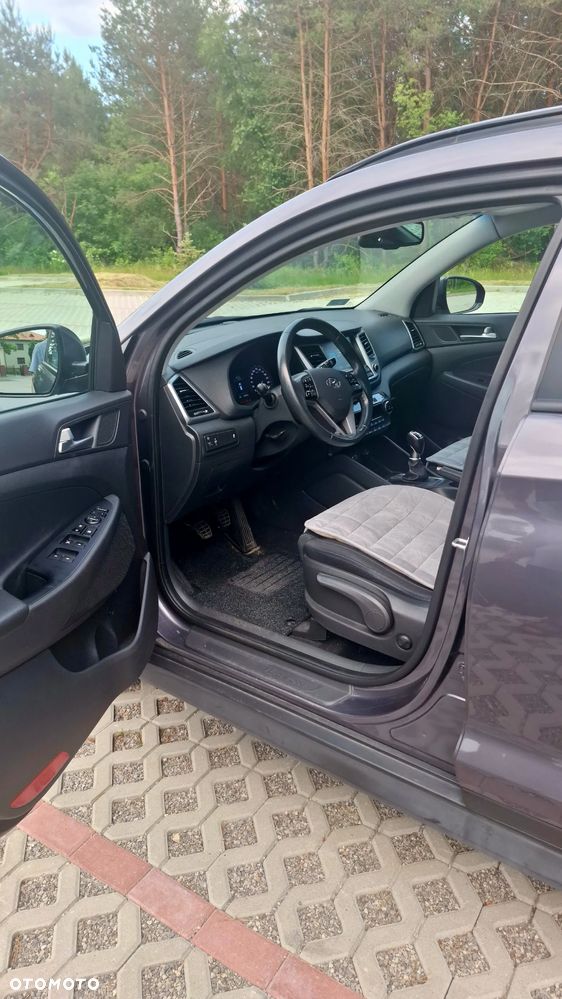 Hyundai Tucson 2.0 CRDi 2WD Trend - 17