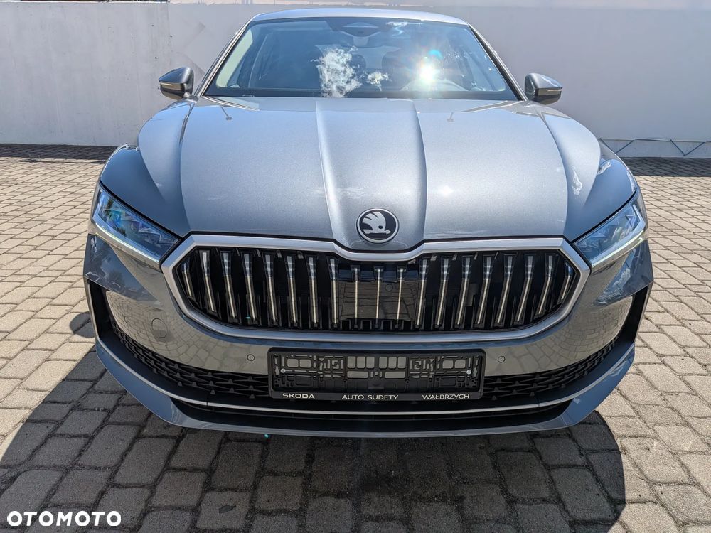 Skoda Superb 1.5 TSI mHEV Selection DSG - 6