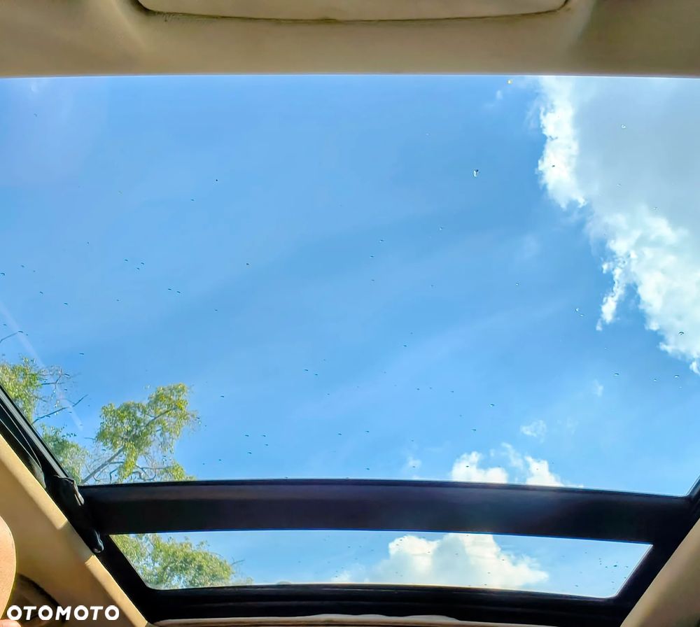 Toyota Yaris - 5