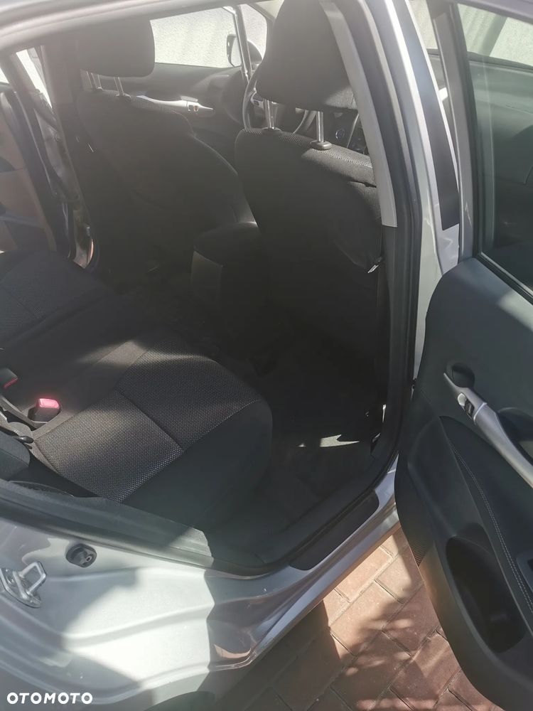 Toyota Auris 1.8 HSD Sol - 10