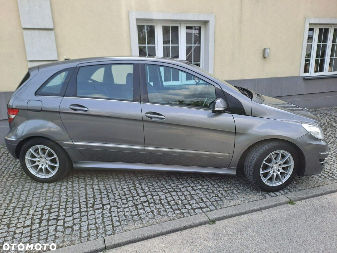 Mercedes-Benz Klasa B 200 - 14