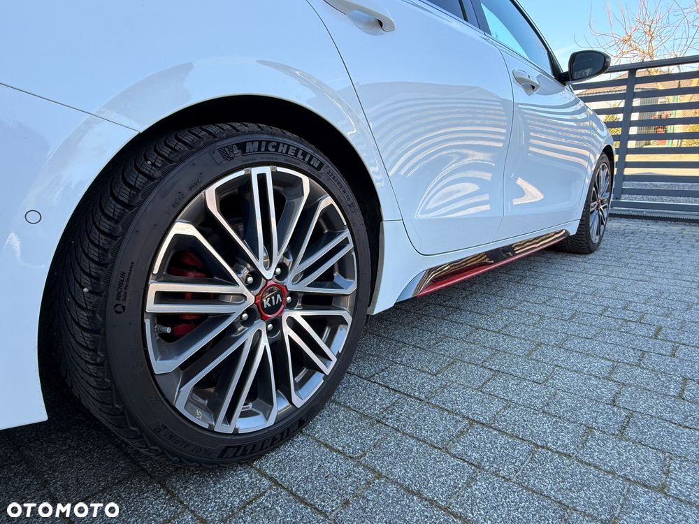 Kia ProCeed 1.6 T-GDI GT DCT - 18